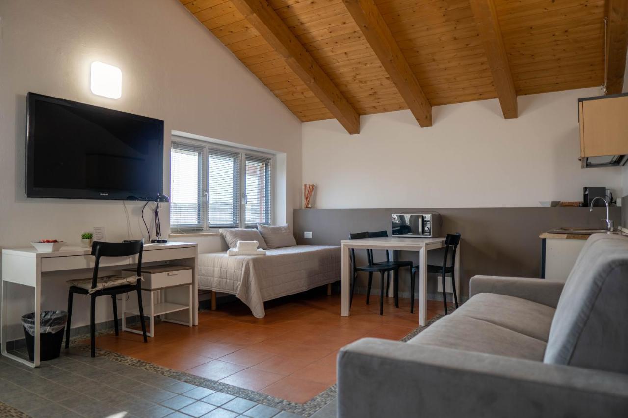 Residence Le Palme Torrazza Piemonte Ngoại thất bức ảnh