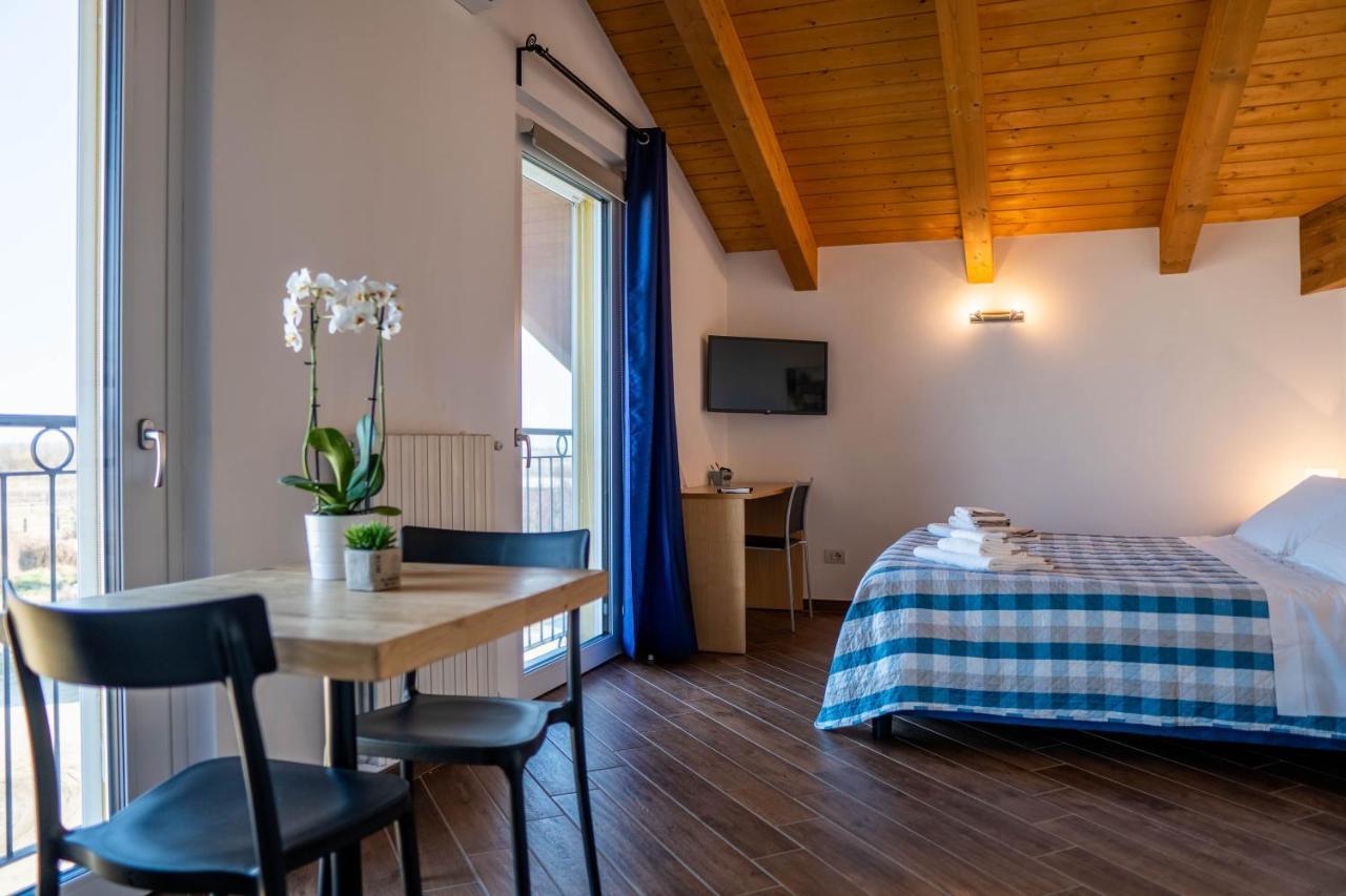 Residence Le Palme Torrazza Piemonte Ngoại thất bức ảnh