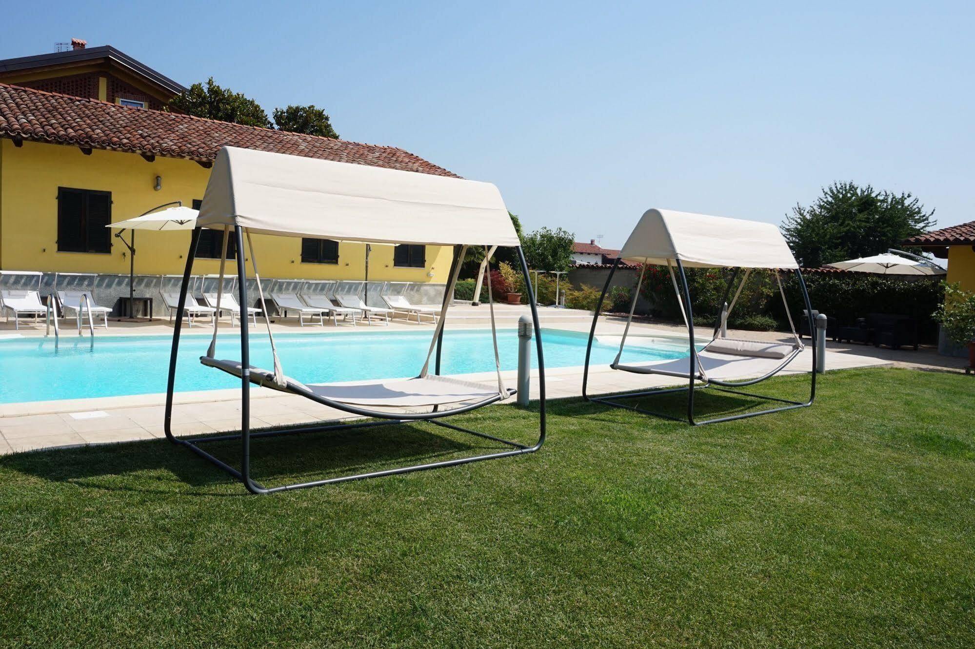Residence Le Palme Torrazza Piemonte Ngoại thất bức ảnh